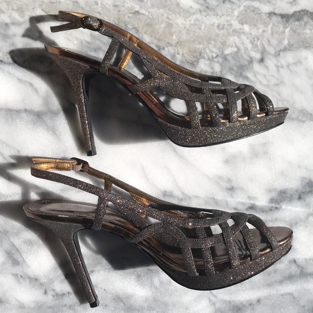 Fairlee shoes by Touch of Nina size 7